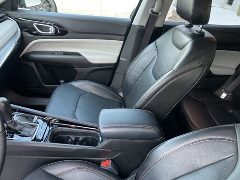 Certified 2022 Jeep Compass Limited image 13