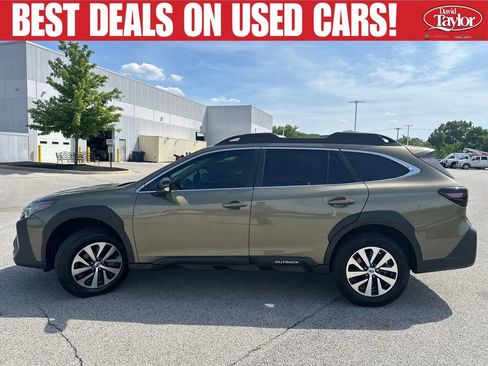 Used 2024 Subaru Outback Premium AWD/4WD image 7