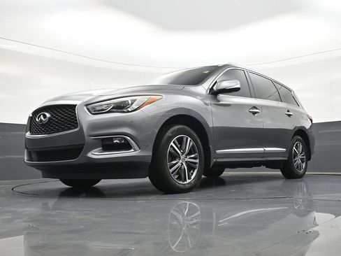 Used 2019 INFINITI QX60 Luxe w/ Essential Package FWD image 26