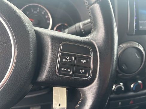 Used 2015 Jeep Wrangler Sport w/ Connectivity Group image 17