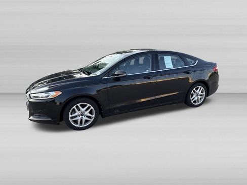 Used 2013 Ford Fusion SE FWD image 10