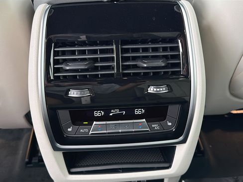 New 2027 BMW X7 xDrive40i w/ Executive Package AWD/4WD image 20