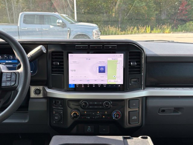 Used 2024 Ford F250 XLT w/ XLT Premium Package AWD/4WD image 17