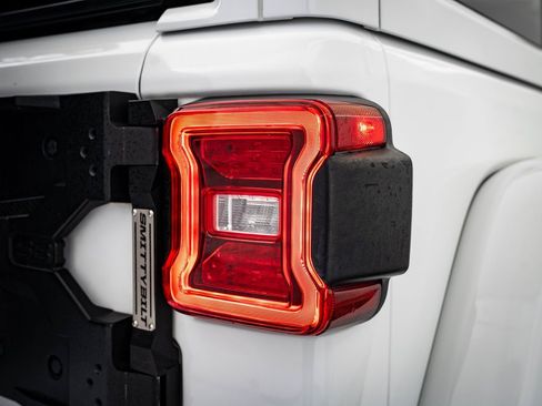 Used 2020 Jeep Wrangler Unlimited Rubicon image 9