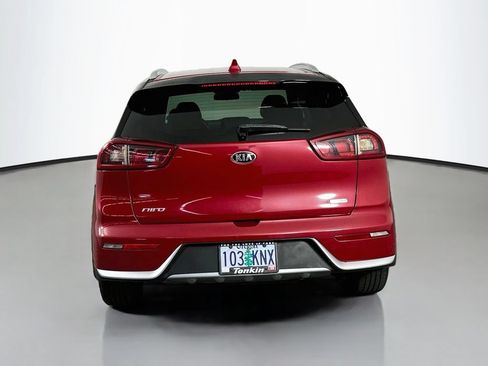 Used 2017 Kia Niro EX FWD image 7