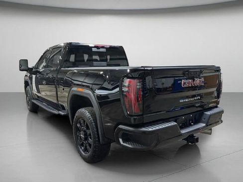 Used 2025 GMC Sierra 2500 AT4 w/ AT4 Premium Plus Package image 6