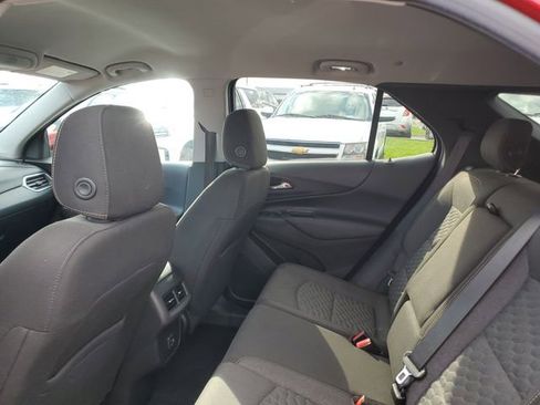 Used 2019 Chevrolet Equinox LT w/ Driver Convenience Package image 8