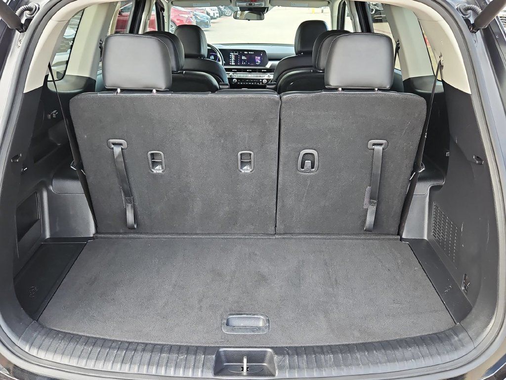 Used 2025 Kia Telluride S FWD image 29