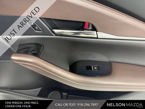 Used 2023 MAZDA CX-30 AWD 2.5 S w/ Premium Package image 49
