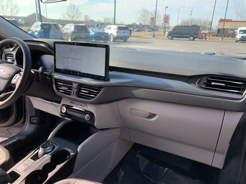 Used 2023 Ford Escape Active w/ Tech Pack #2 image 17