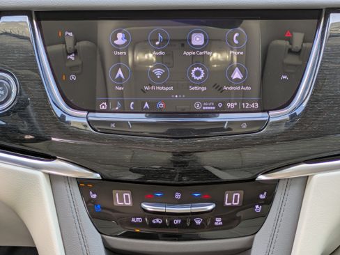 Certified 2024 Cadillac XT6 Premium Luxury w/ Technology Package FWD image 17