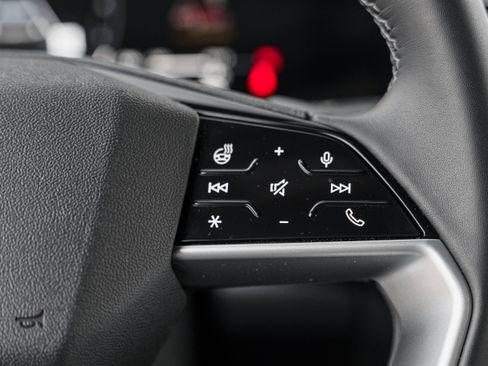 Certified 2025 Audi Q5 Premium w/ Convenience Package image 19