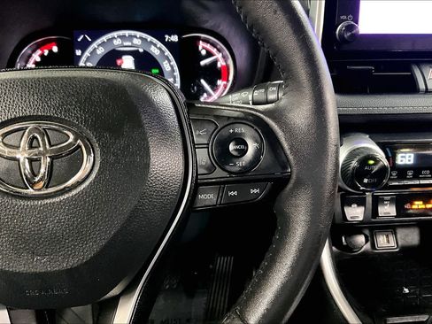 Used 2023 Toyota RAV4 XLE w/ Convenience Package AWD/4WD image 25