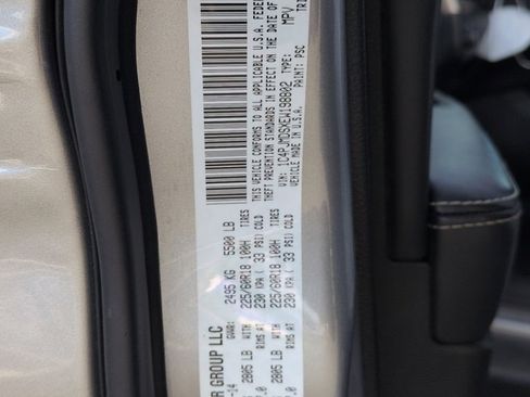 Used 2014 Jeep Cherokee Limited w/ Trailer Tow Group image 11