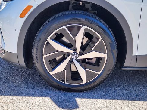 Used 2023 Volkswagen ID.4 Pro S AWD/4WD image 9
