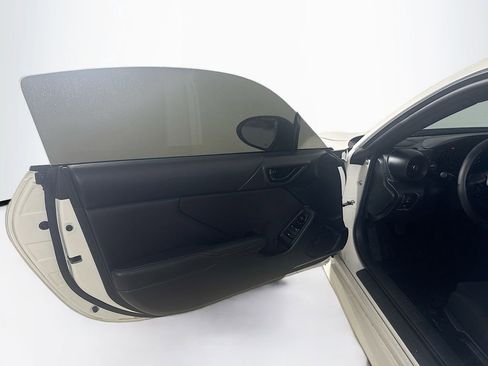 Certified 2025 Toyota GR86 w/ ALL Weather Mat Package (TMS) image 9