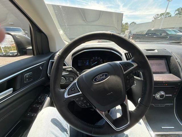 Certified 2019 Ford Edge Titanium FWD image 17