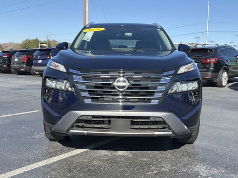 Certified 2024 Nissan Rogue SL w/ SL Premium Package image 9