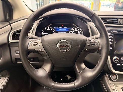 Used 2022 Nissan Murano SV AWD/4WD image 23
