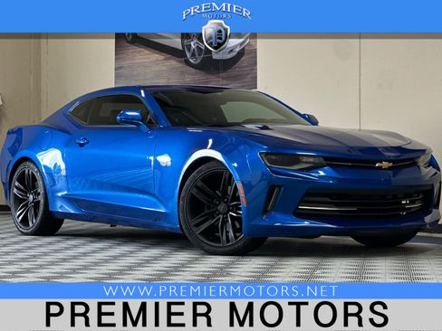Used 2016 Chevrolet Camaro LT RWD image 1