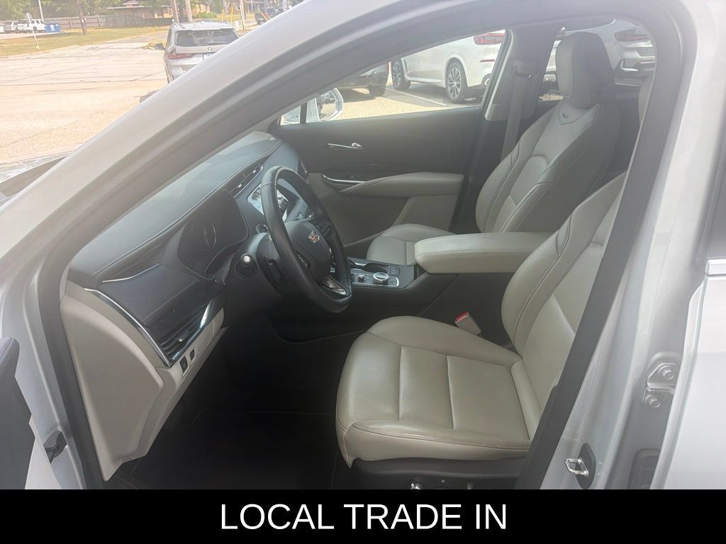 Used 2019 Cadillac XT4 Premium Luxury AWD/4WD image 23