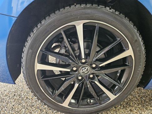 Used 2018 Toyota Camry XSE FWD image 31