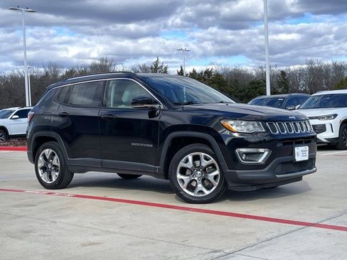 Used 2018 Jeep Compass Limited w/ Navigation Group image 5