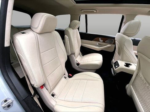 Certified 2023 Mercedes-Benz GLS 450 4MATIC image 21