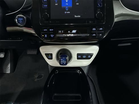 Used 2017 Toyota Prius Prime Plus image 22