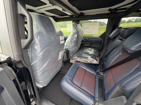 New 2025 Ford Bronco Raptor image 17