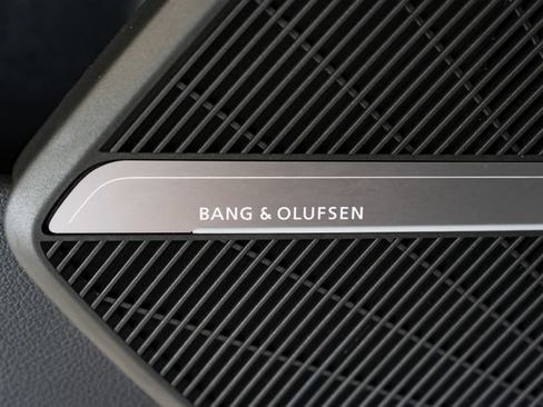 Used 2023 Audi Q5 2.0T Premium Plus AWD/4WD image 22