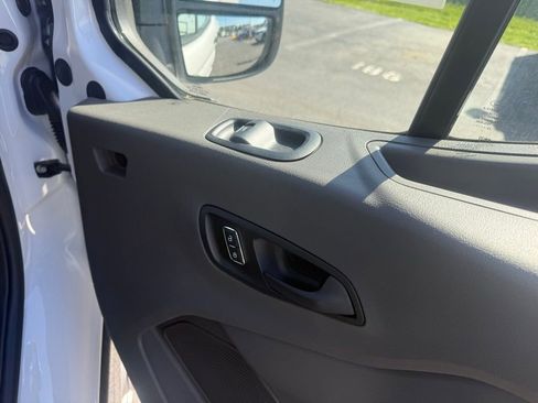 New 2026 Ford Transit 250 148 Medium Roof w/ Load Area Protection Package RWD image 56