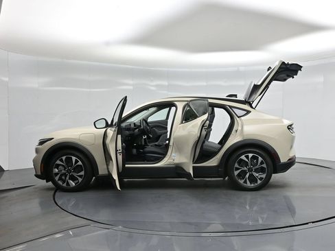New 2026 Ford Mustang Mach-E Select RWD image 32