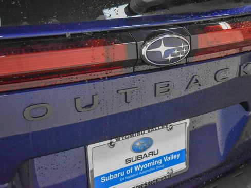 New 2026 Subaru Outback Limited AWD/4WD image 10