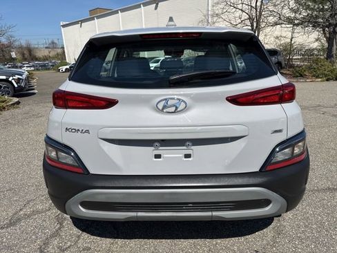 Used 2022 Hyundai Kona SE image 18