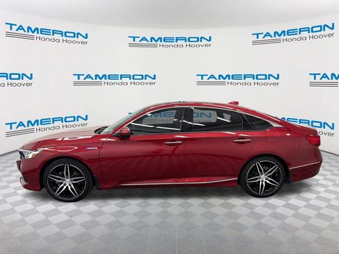 Used 2022 Honda Accord Touring image 2