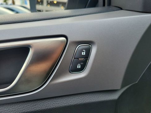 Used 2023 Ford Ranger XLT w/ Equipment Group 301A Mid image 22