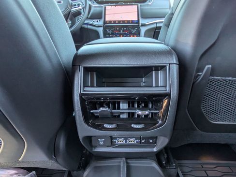 New 2025 Jeep Grand Cherokee Overland w/ Adv Protech Group III AWD/4WD image 21