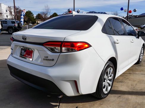 Used 2024 Toyota Corolla LE image 8