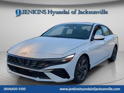 New 2025 Hyundai Elantra SEL
