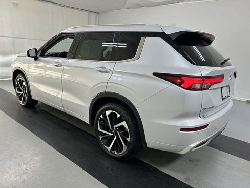 Used 2023 Mitsubishi Outlander SEL image 7