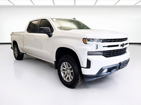 Used 2022 Chevrolet Silverado 1500 RST w/ Convenience Package II image 3