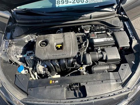 Used 2020 Hyundai Elantra SEL w/ Cargo Package (C1) FWD image 18