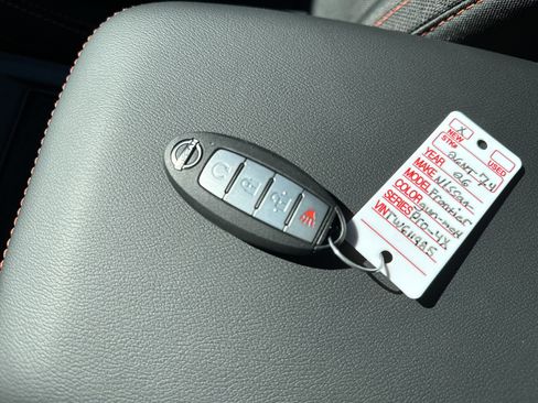 New 2026 Nissan Frontier PRO-4X w/ Pro-4x Convenience Package image 26