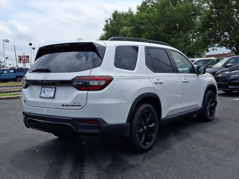 New 2026 Honda Pilot Black Edition image 3