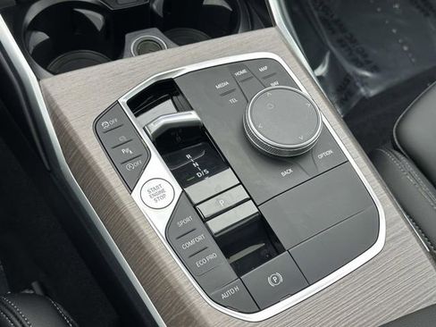 Certified 2025 BMW 330i xDrive Sedan w/ Premium Package image 36