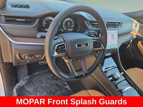 New 2025 Jeep Grand Cherokee Summit w/ Obsidian Package image 11