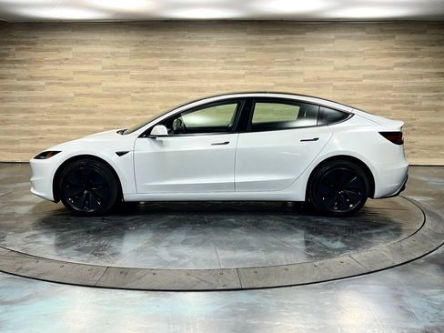 Used 2025 Tesla Model 3 Long Range RWD image 22