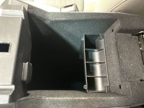 Used 2012 Ford Explorer FWD image 26