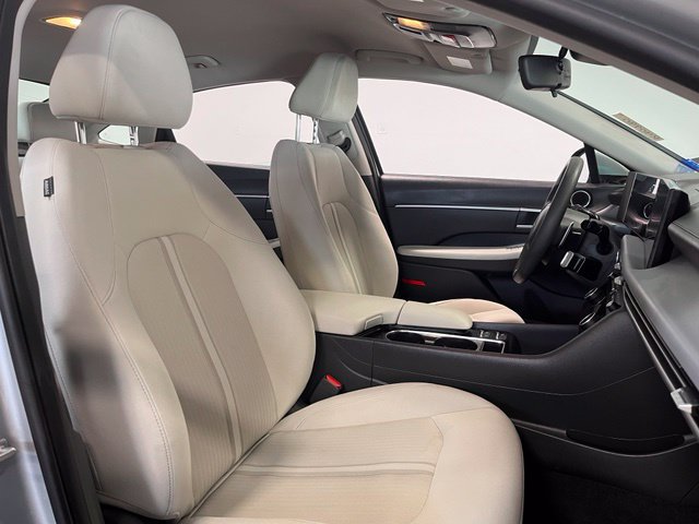 Used 2025 Hyundai Sonata SEL FWD image 10
